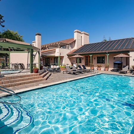Half Moon Bay Lodge Екстер'єр фото