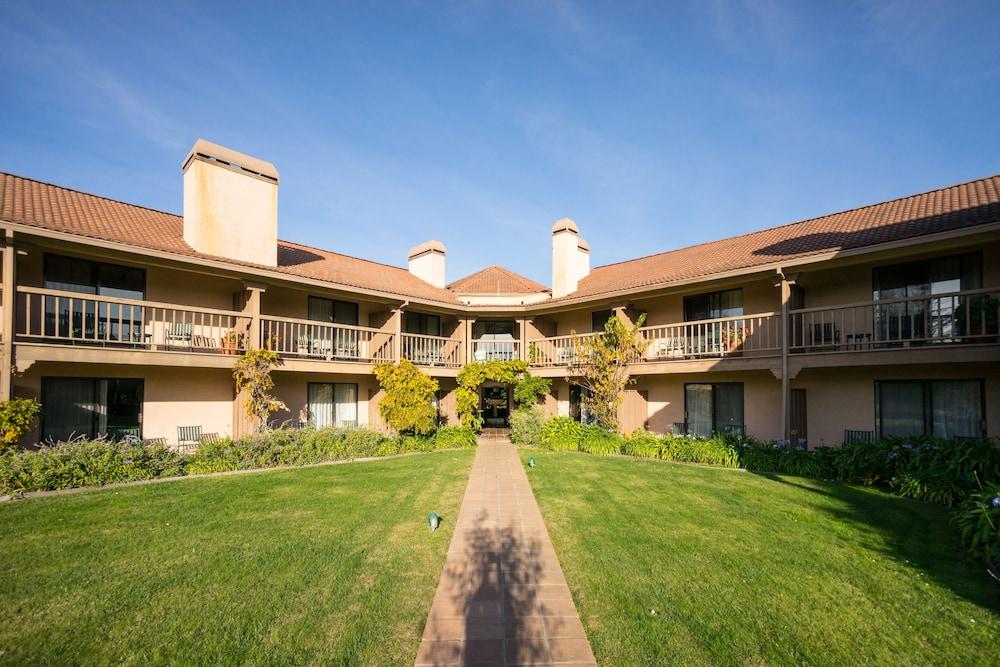 Half Moon Bay Lodge Екстер'єр фото