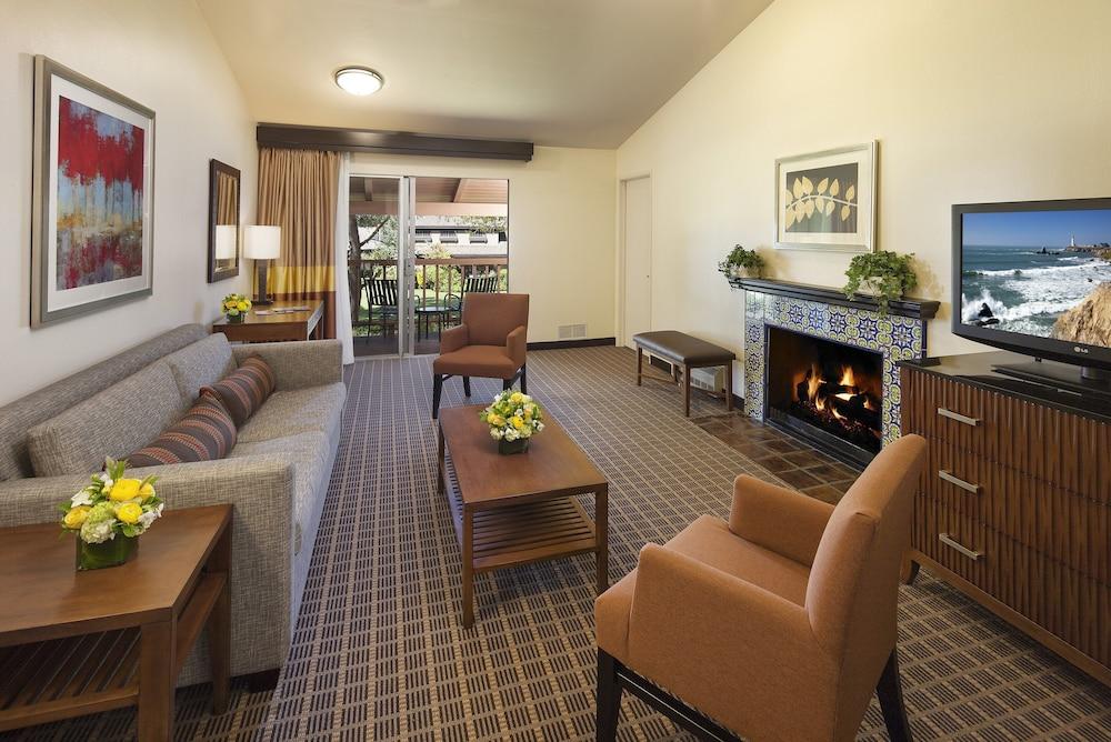 Half Moon Bay Lodge Екстер'єр фото