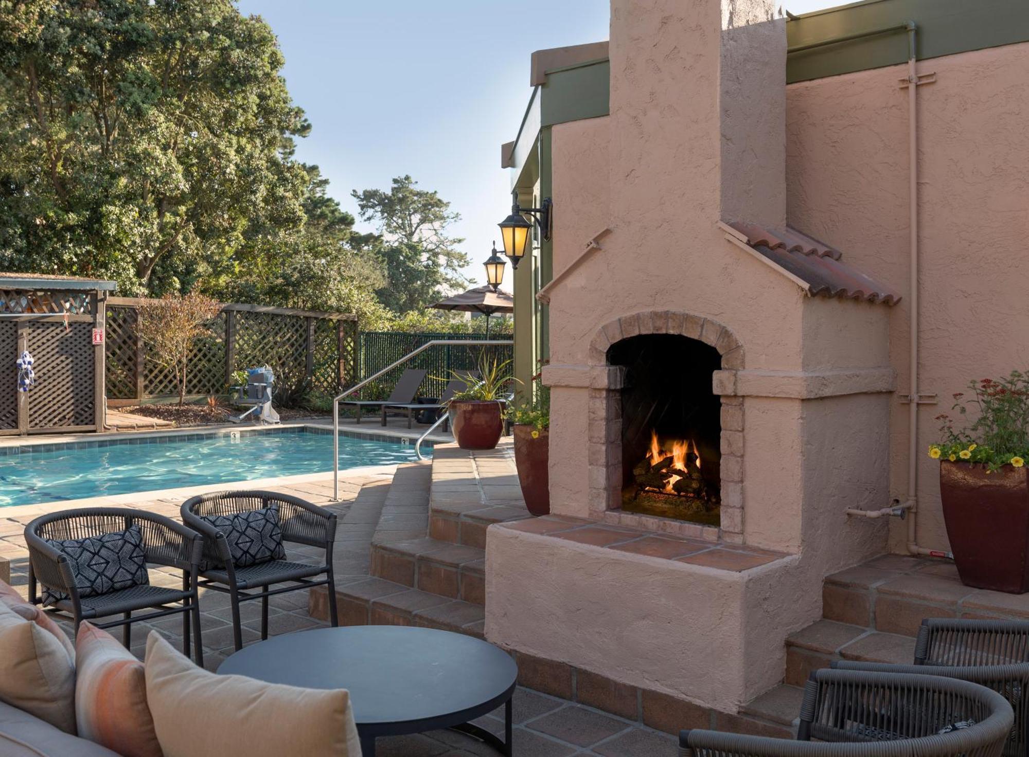 Half Moon Bay Lodge Екстер'єр фото